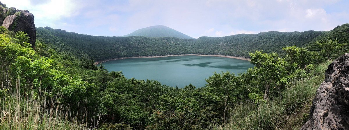 🏞️ 큰 물결 연못(오나미이케) 이미지 7